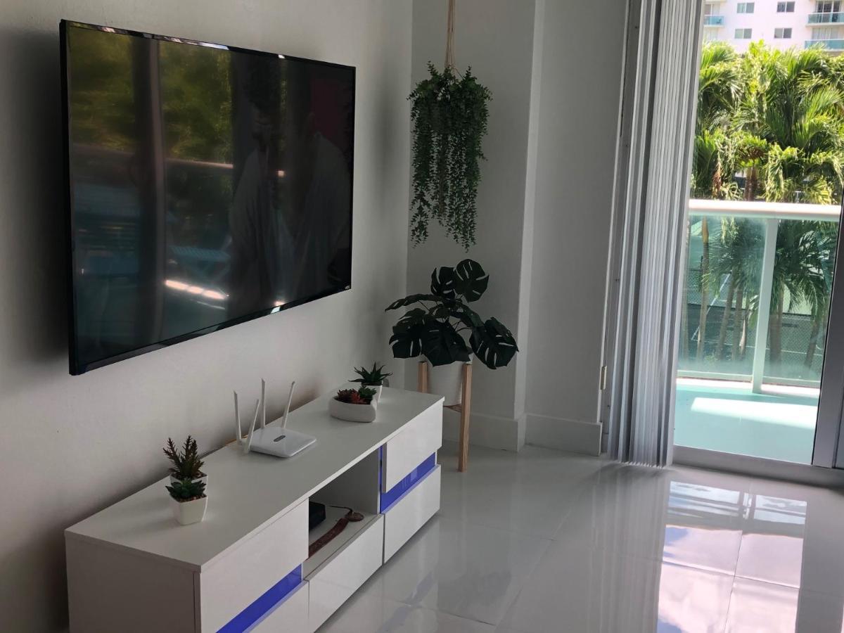 The Blue Island Apartment Miami Beach Exterior photo